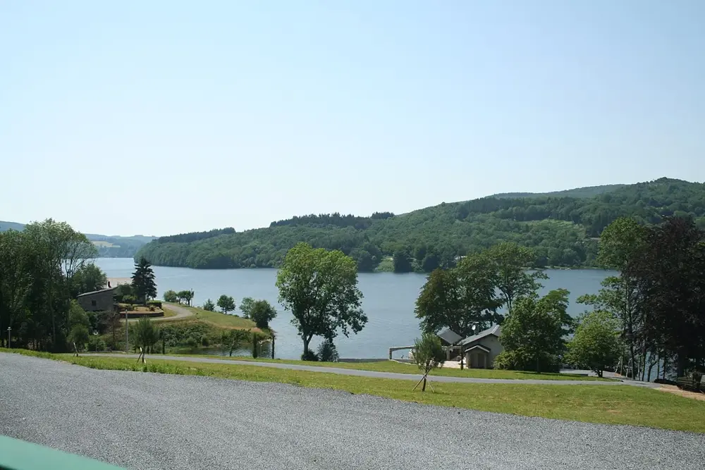 Vue de Lac de la Raviège